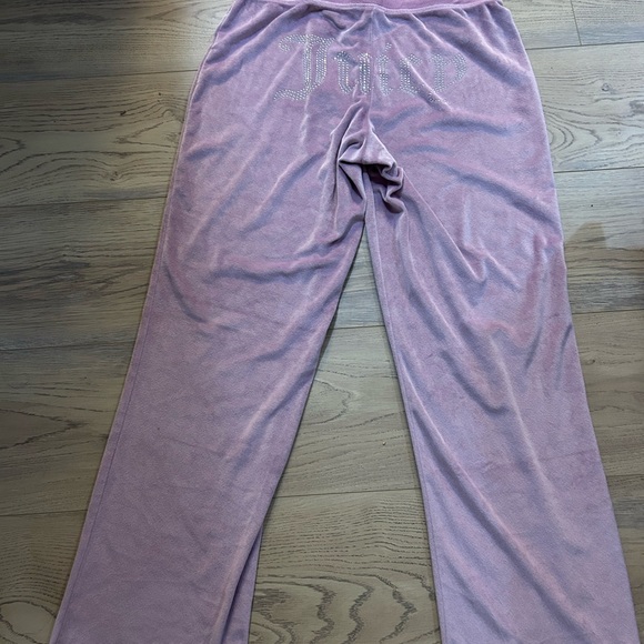 SOLD-Juicy Couture Lavender Velour Set - Picture 5 of 5